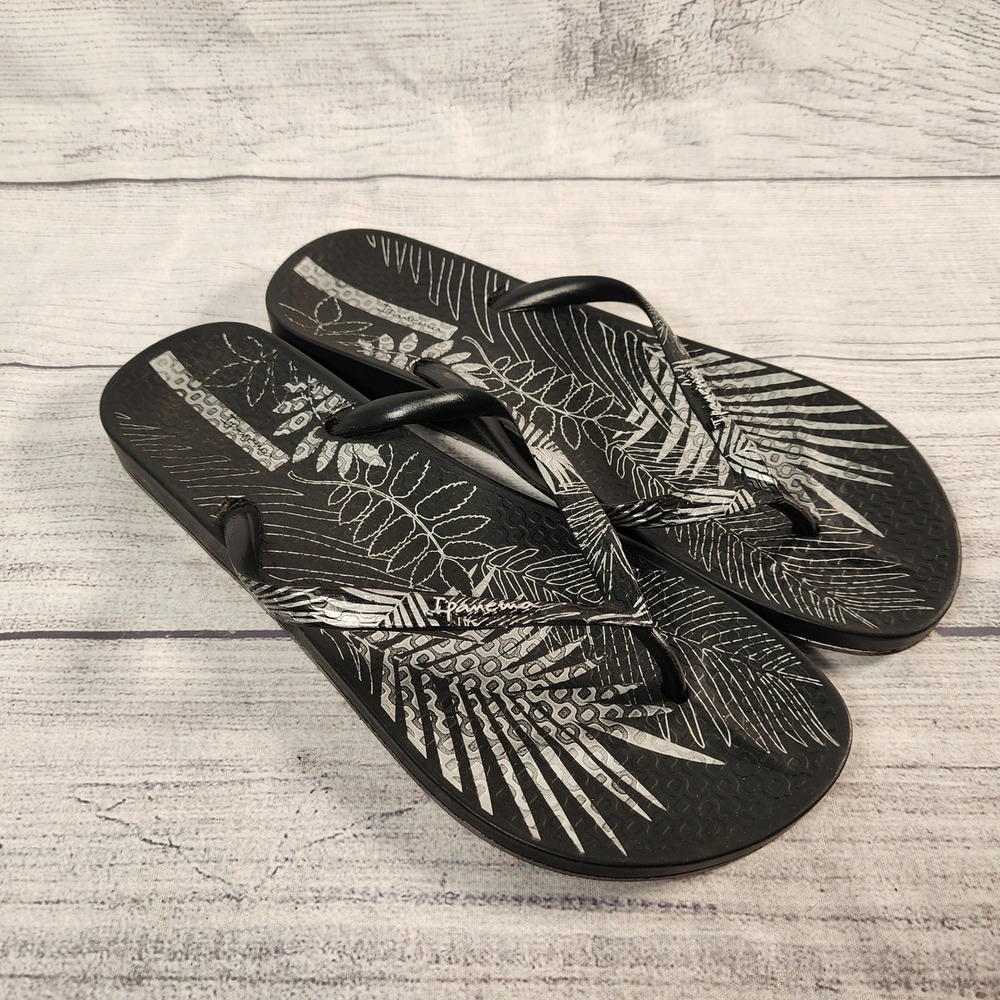 Ipanema Womens Black Silver Tropical Palm Leaf Flip Flop Sandals Size 9 Brazil